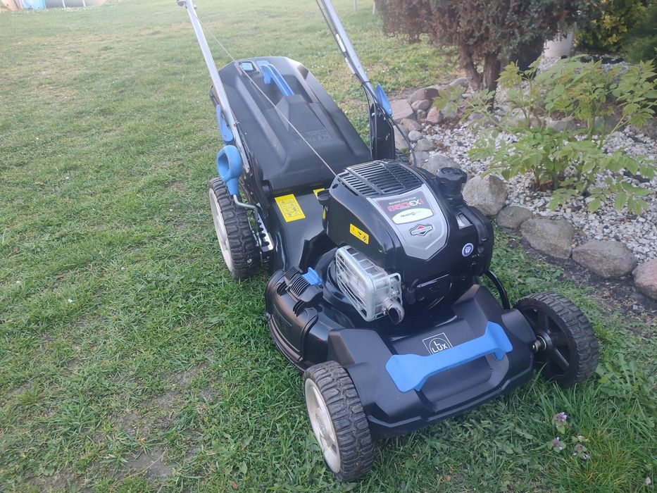 Kosiarka Lux Tools Briggs Stratton bardzo ładna
