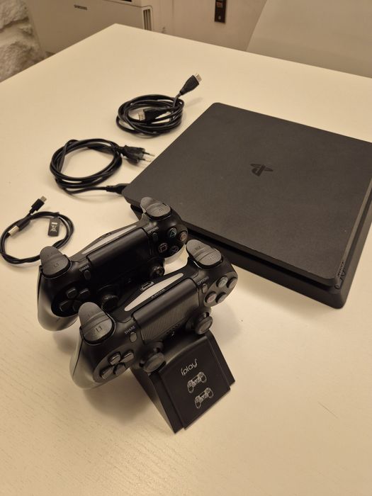 Playstation 4 + volante