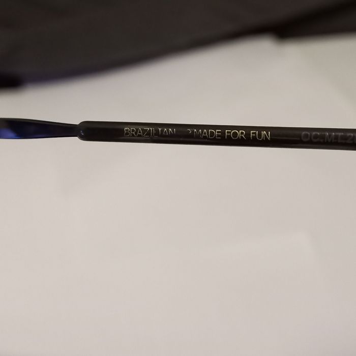 Oculos de sol feminino edição limitada Brasil