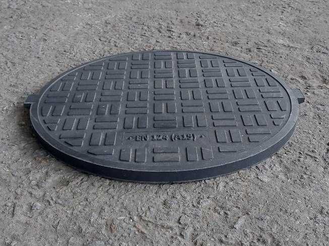 Кришка люка легкого ЄВРО (А15) 1,5 т чорного