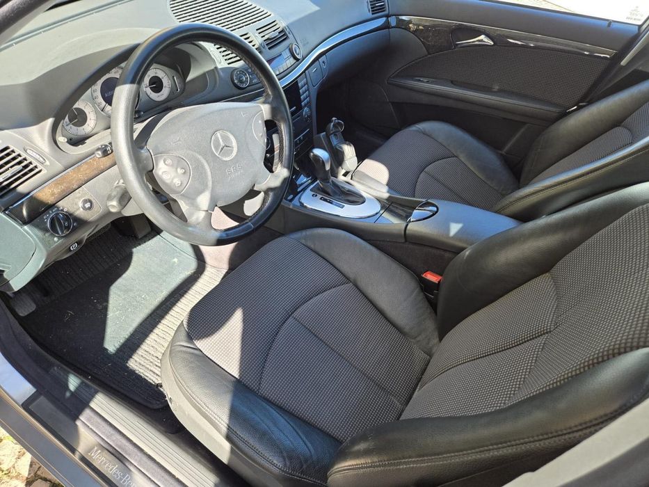 Vendo carrinha Mercedes Benz Avangard E220
