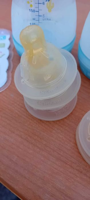 Biberões anti-cólicas marca MAM (biberões, tetinas, chuchas) + oferta