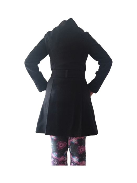 Sobretudo em fazenda grossa preto tamanho S