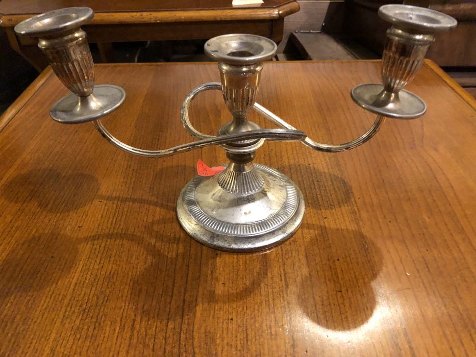 Swiecznik mosiężny