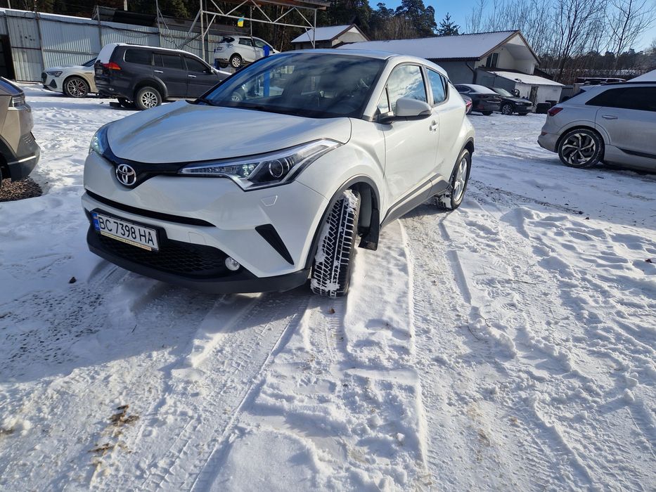 Toyota C-HR 1.2T офіційна, один власник, 75к пробігу