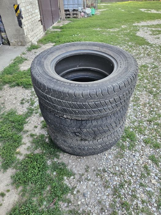 Opony zimowe Barum komplet używane R15 215/70
