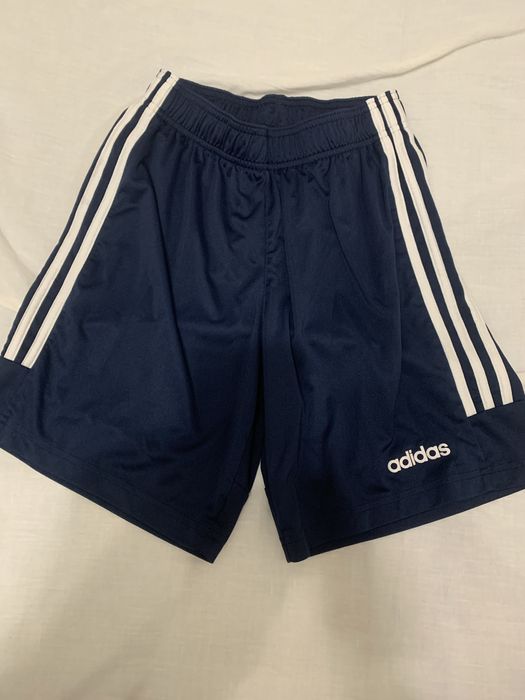 Спортивні шорти adidas climalite. Размер S.