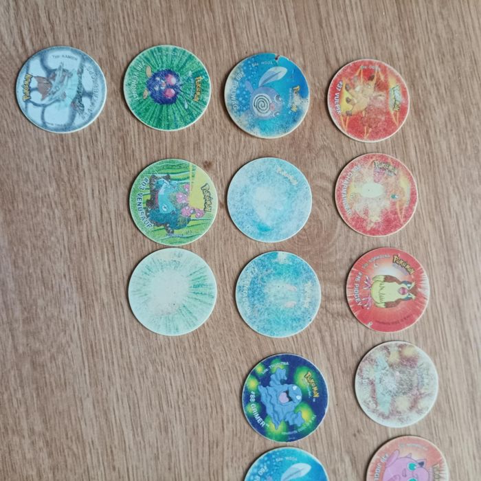 99. Pokemon 17 sztuk