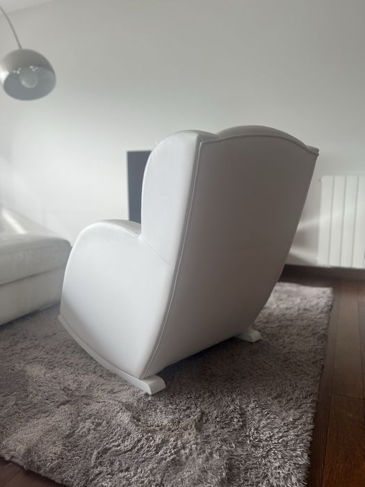 Cadeirão Baloiço em pele branco