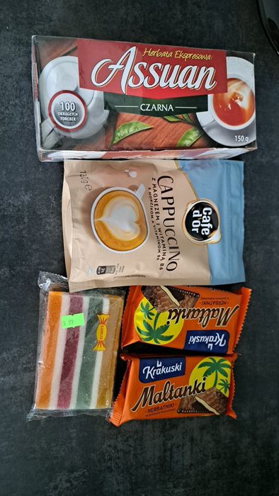 Ciastka ciasteczka  herbata galaretka capuccino zestaw