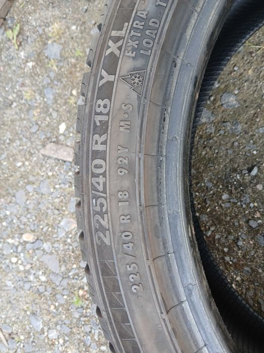 Opony całoroczne 225/40/18 Semperit bieżnik 7mm 22 rok F-VAT