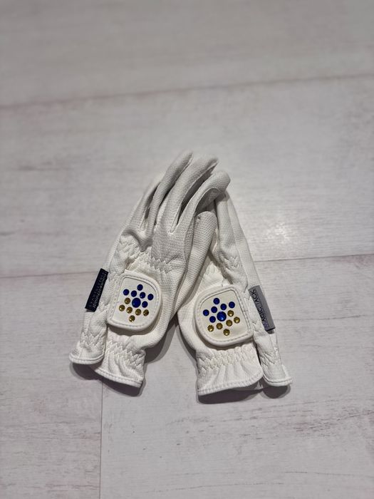 Конный спорт. Перчатки и кепка конные.