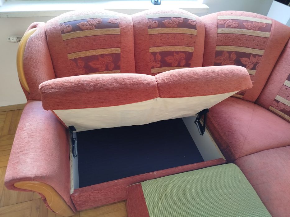 Witam mam do sprzedania dużą rozkładaną kanape