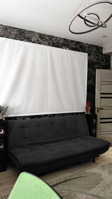 Продам  2х кім кв. з автономкою , меблями та технікою.  Сонячні панелі. Дніпробуд