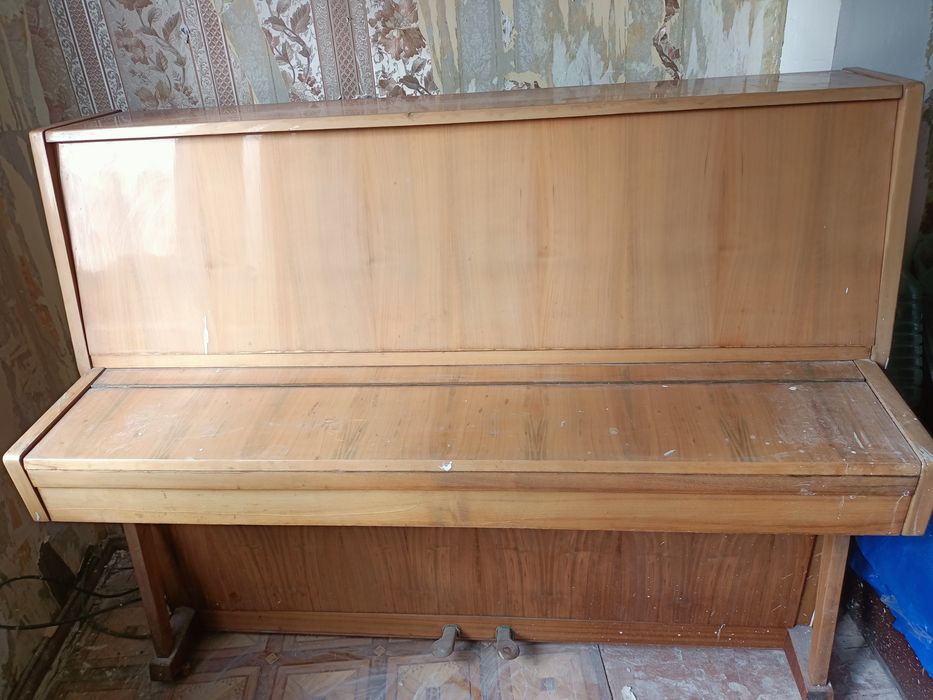 Фортепіано Україна