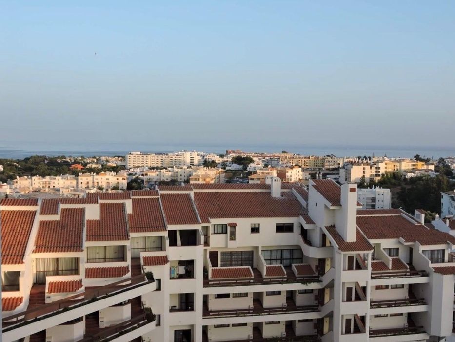 Semana de 2.08- 9.08 está disponível. Excelente T-2 com piscina!!!