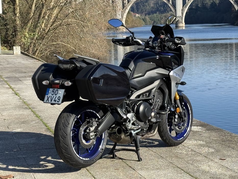 Tracer 900 GT akrapovick