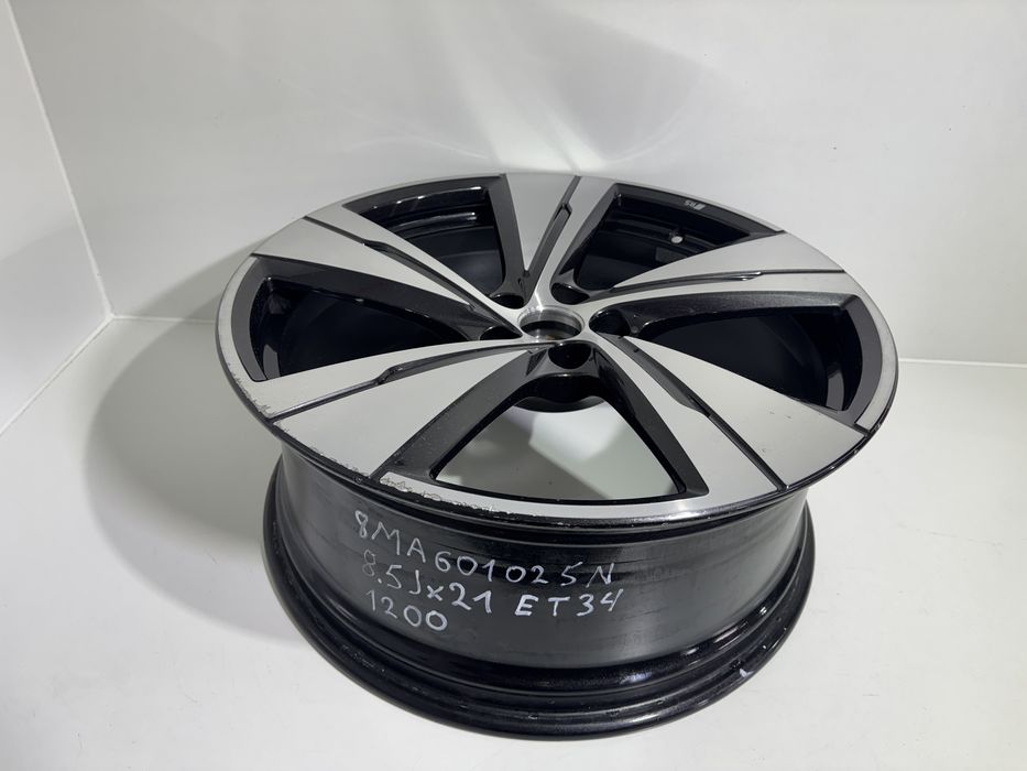 Felga Aluminiowa Audi 8MA 8.5Jx21 ET34