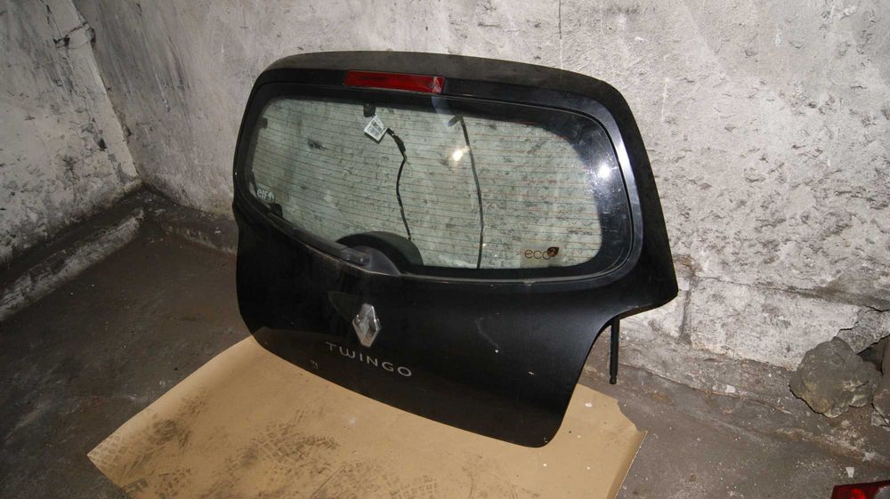 Klapa Bagażnik Renault Twingo II