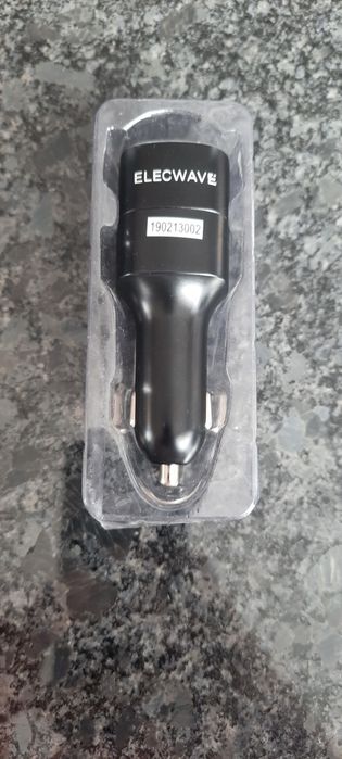 Zestaw głośnomówiący  samochodowy bluetooth
