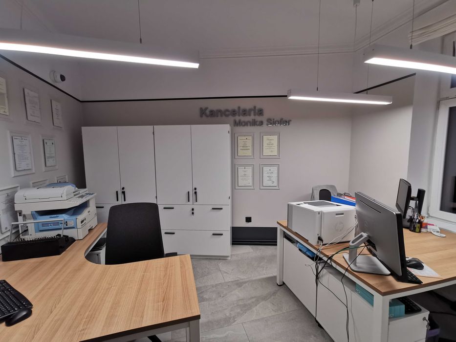 3 pokoje w ścisłym centrum – mieszkanie lub biuro -Jelenia Góra
