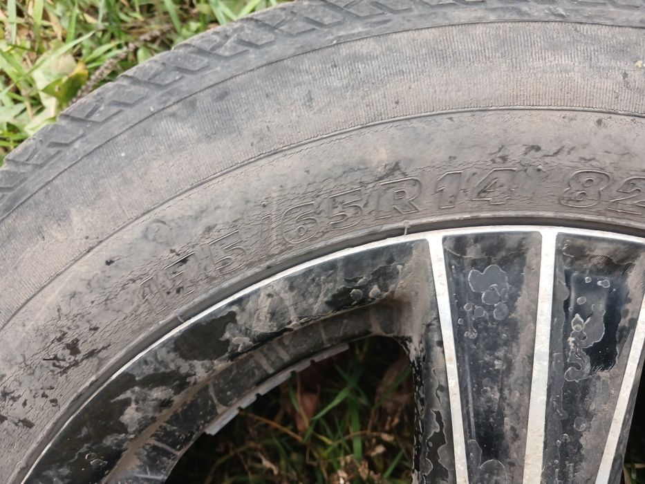 Продам резину в хорошем состоянии