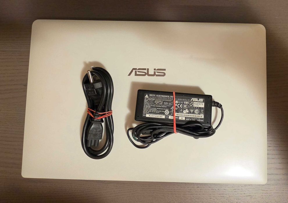ASUS X501A | i5 | 8GB RAM | 240GB SSD | Windows 10 | Dobra Bateria!