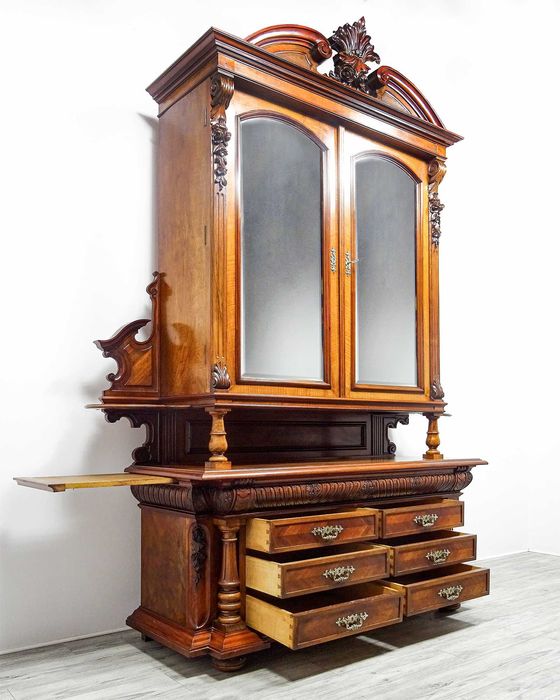 Antyk Wysoki KREDENS z lat 30. | Kredens Orzechowy Wysuwane BLATY