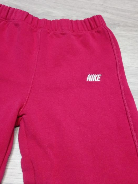 Spodnie dresowe Nike rozm. 86 92