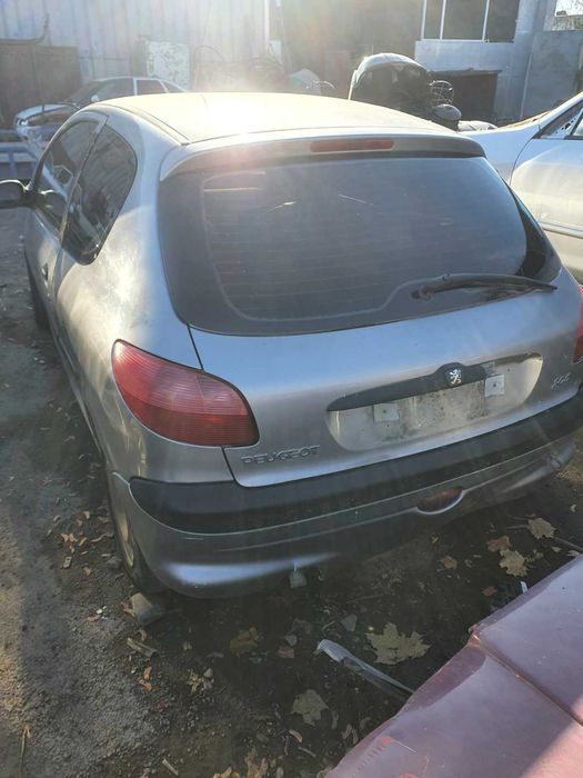 Peugeot 206 шрот розборка запчасти стартер генератор мотор балка салон