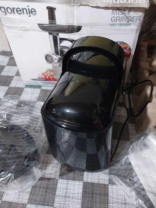 мясорубка Gorenje новая