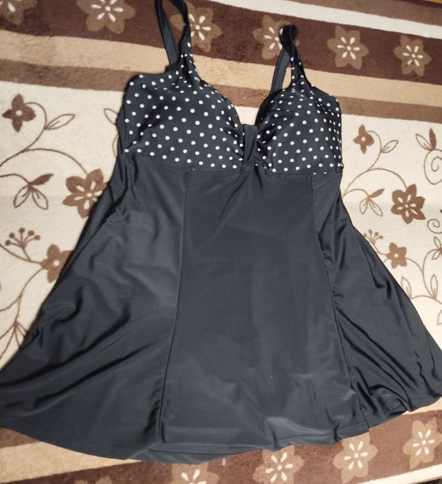 Strój kąpielowy jednoczęściowy z sukienką rozmiar XL stan idealny