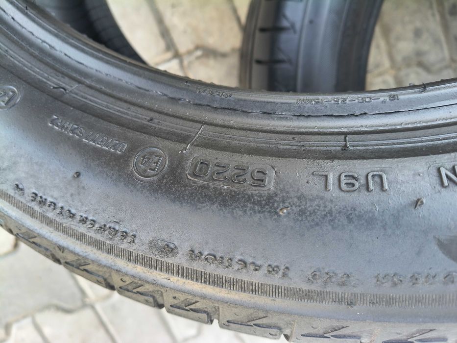 Lato Bridgestone 225/50 R18 6mm