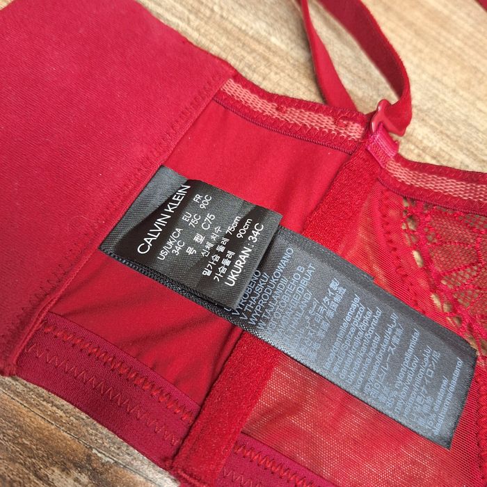 Calvin Klein nowy biustonosz z odpinanymi logowanymi ramiączkami