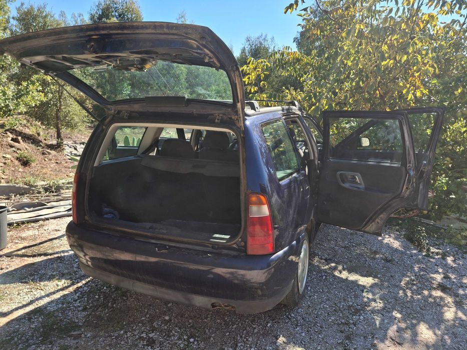 VW Polo 1.4, motor arranca, nao anda, muitas peças novas — photo 3