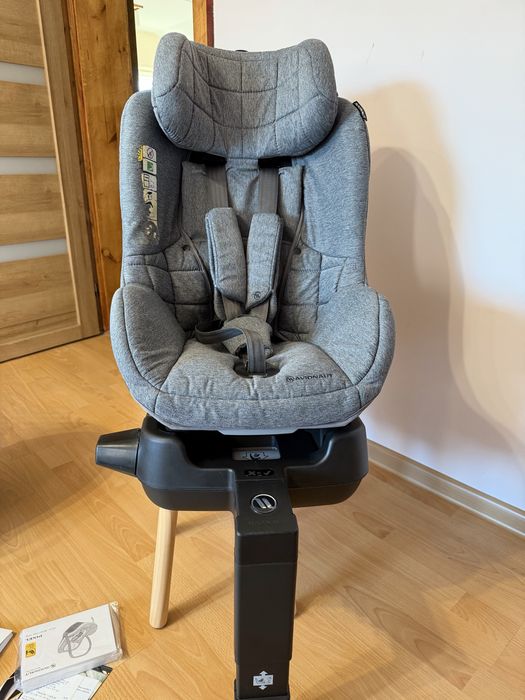 Fotelik/nosidełko  Avionaut Pixel wraz z bazą isofix