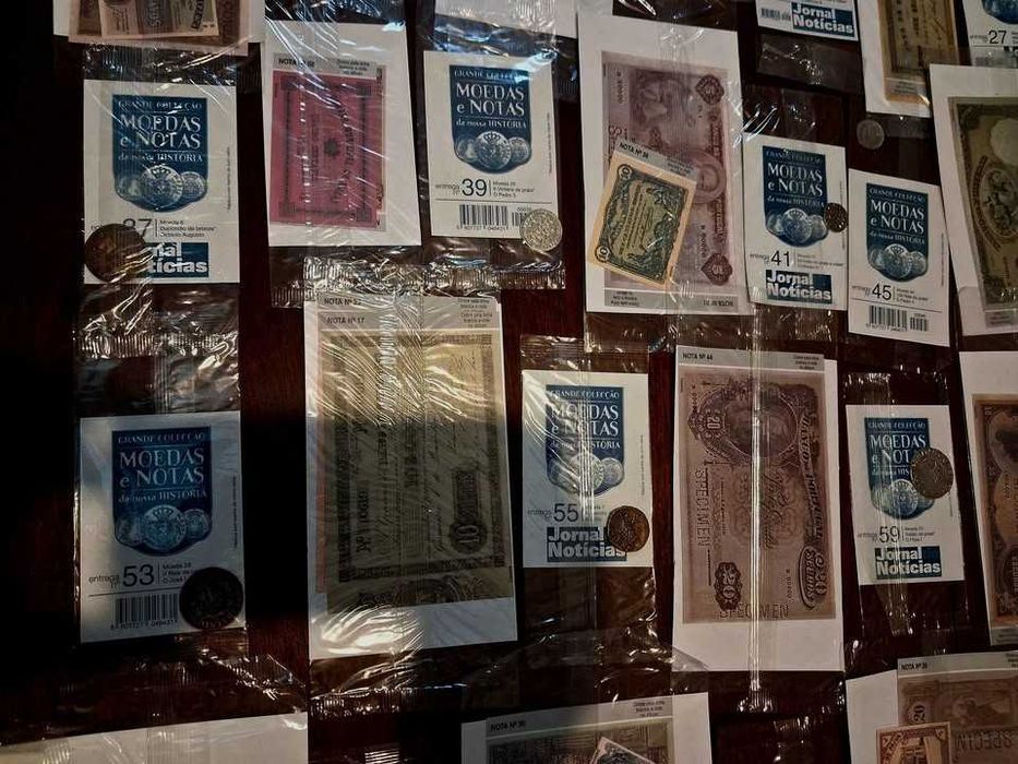 Grande Coleção Moedas e Notas JN
