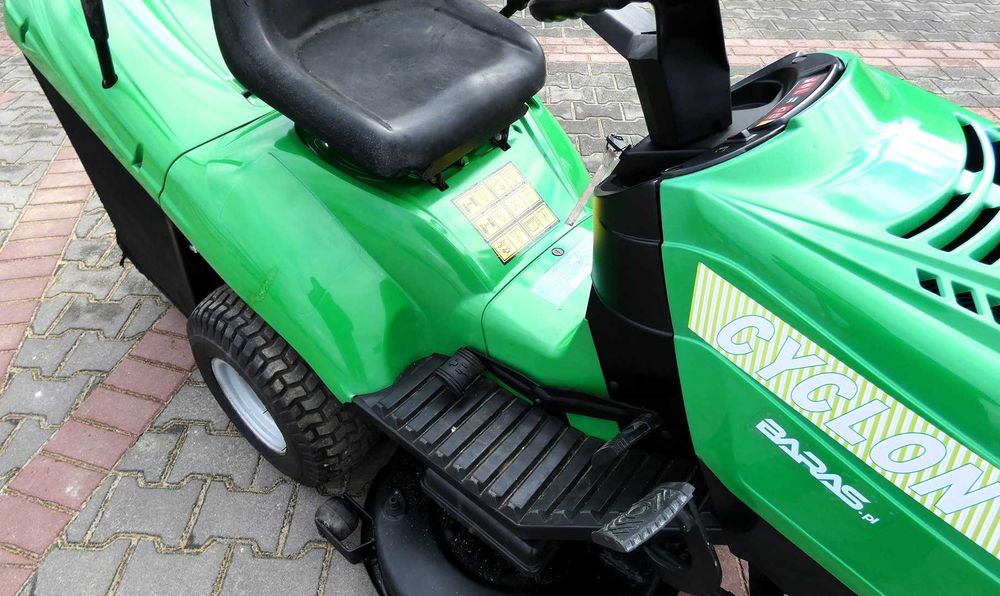 Traktorek kosiarka Viking Cyclon NOWY SILNIK (260224.6) - Baras