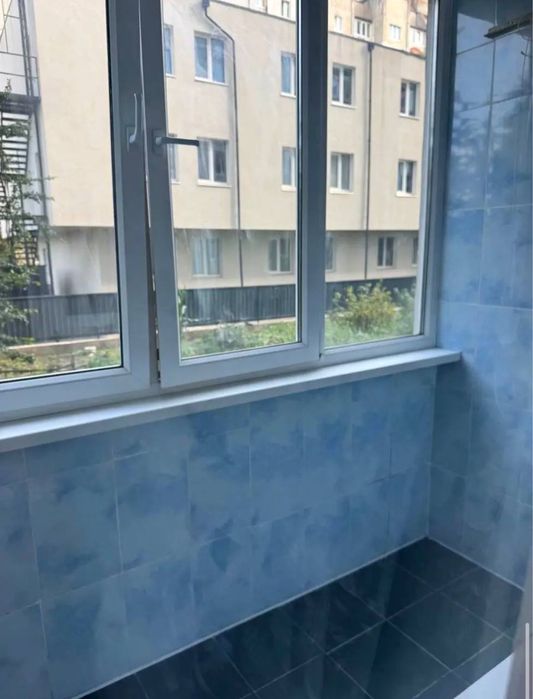 Оренда 3 кімнатної квартири Вільна