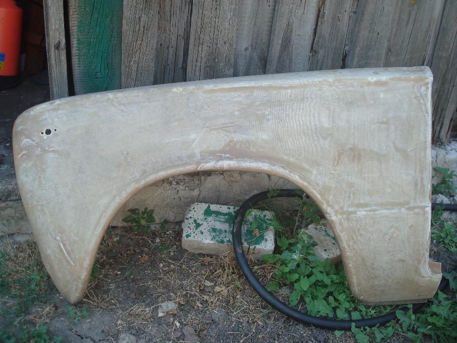 Крыло ВАЗ-2101 левое, стеклопластик, стекловолокно.