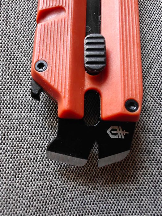 Nóż multitool Gerber Prybrid Utility z klipsem EDC