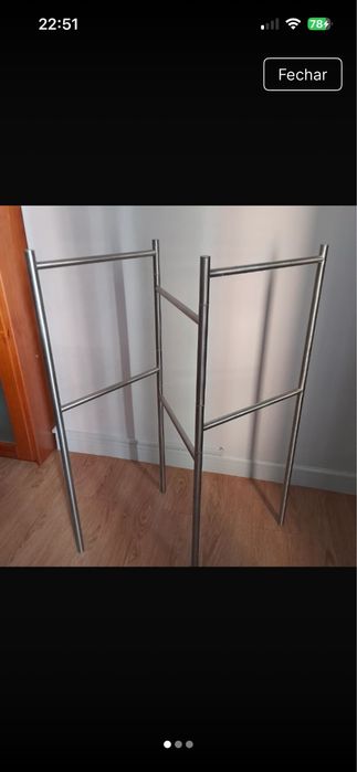 Dois estendais ikea