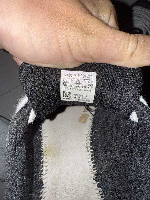 Adidas Superstar black