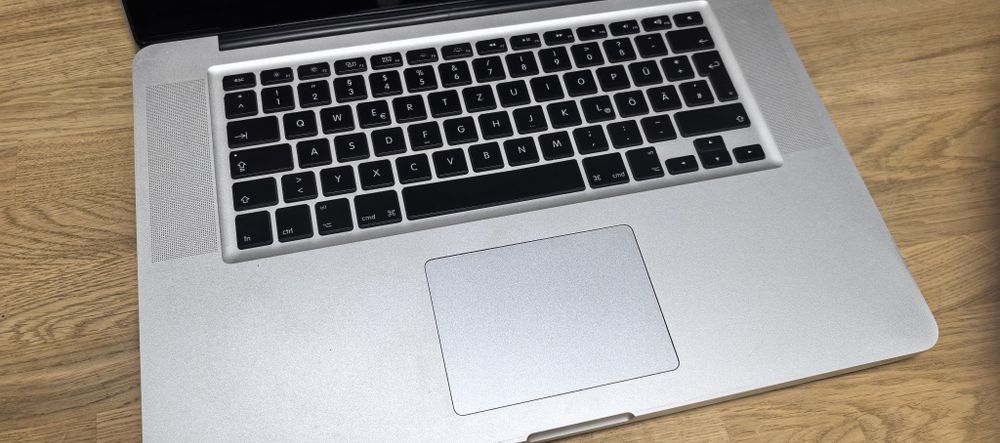 Ноутбук MacBook Pro A1286/I7-3615QM/Ram 4Gb/HDD No