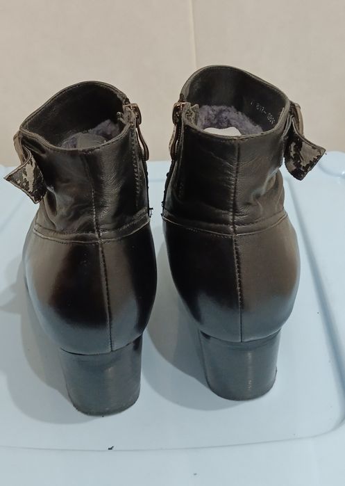 Жіночі чоботи зимові