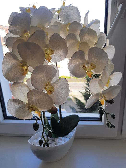 Storczyk sztuczny satynowy jak żywy