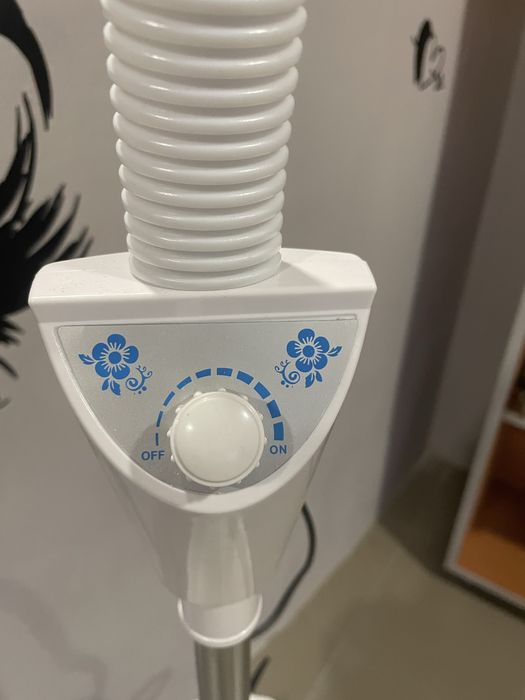 Продам. Лампа-лупа