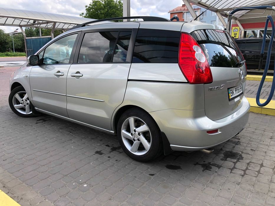 Автомобіль Mazda 5 2007року  2,0 газ/бензин 7місць