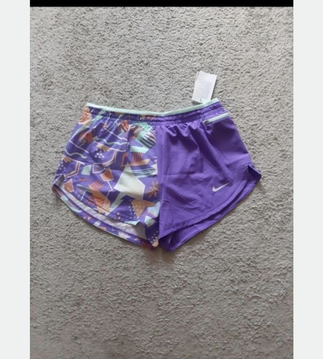 Шорты женские  Nike