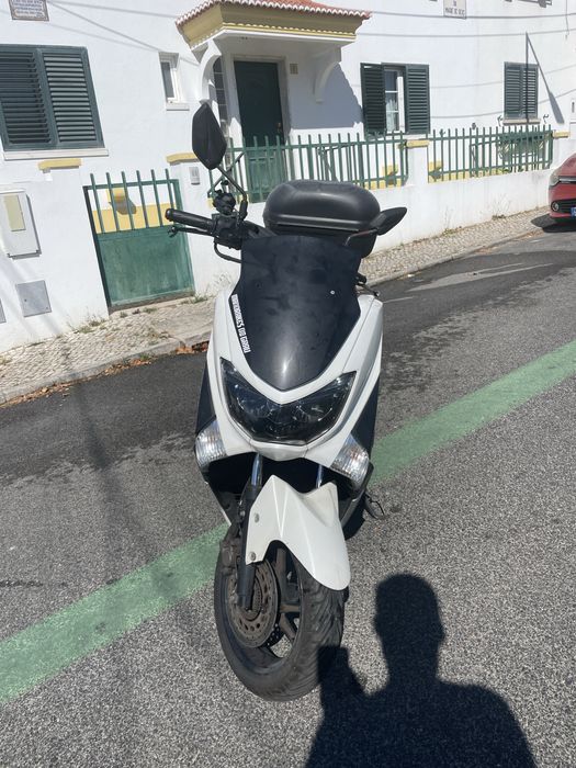 Yamaha n max 125